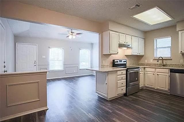 1st image of 5810 Santa Fe Dr