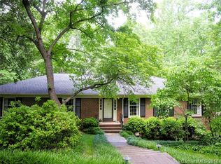 325 Hillandale Dr, Charlotte, NC 28270