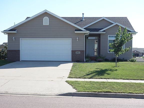 5601 W. Pineridge Dr.