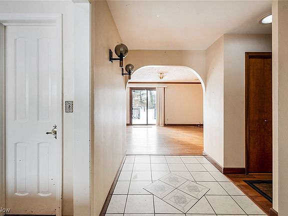 4th image of 1475 Windel Way
