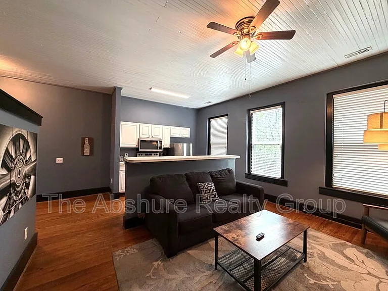 523 E Broad St #A-1 — Photo 6
