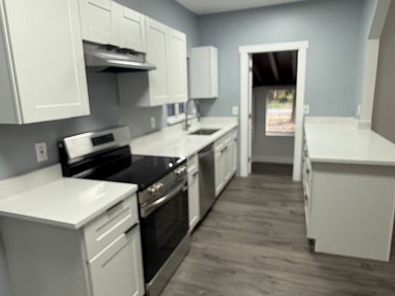 3rd image of 12980 NE 10th Ave