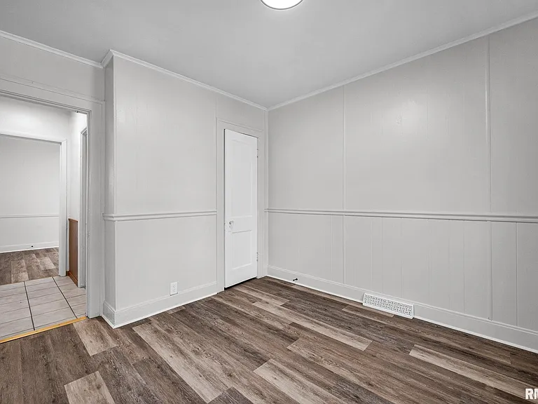 1413 W Gilbert Ave — Photo 14