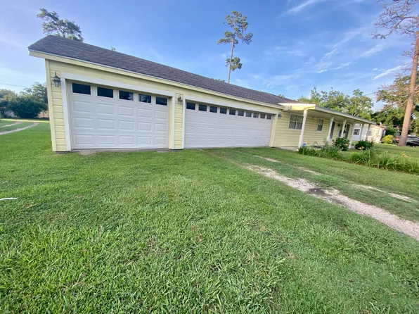 2450 Primrose St, Beaumont, TX 77703