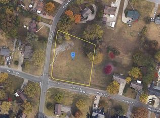 528 Pollard Rd, Clarksville, TN 37042