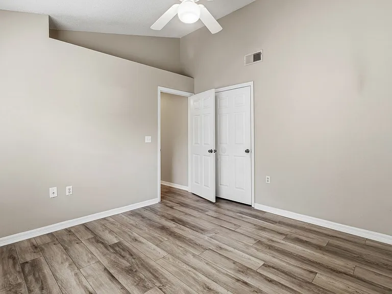10000 SW 52nd Ave #159 — Photo 15