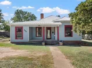506 E Main St, Hamilton, TX 76531