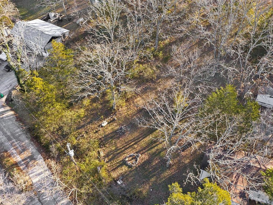 1st image of 8428 Lake Dr