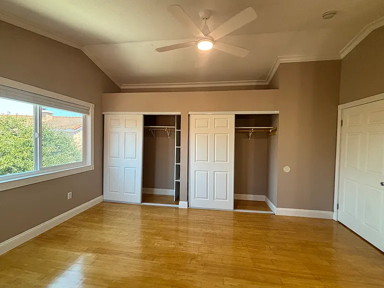 1049 Burnham Dr — Photo 10