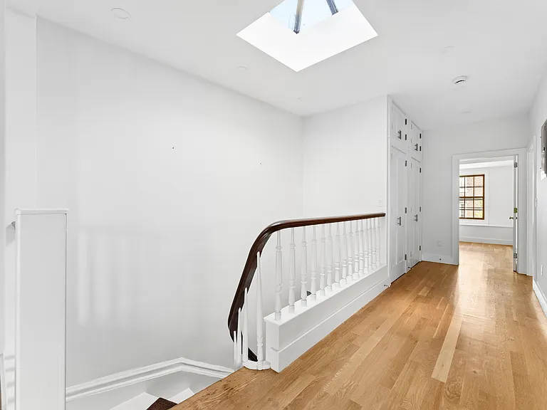 14 Schermerhorn St #7 — Photo 2