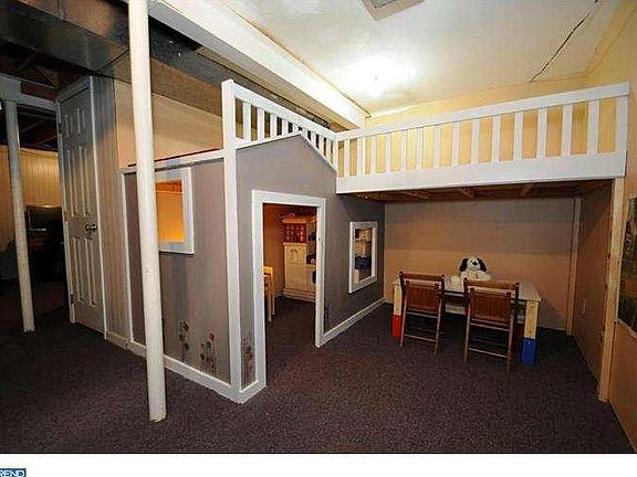 5th image of 89 Caravel Dr
