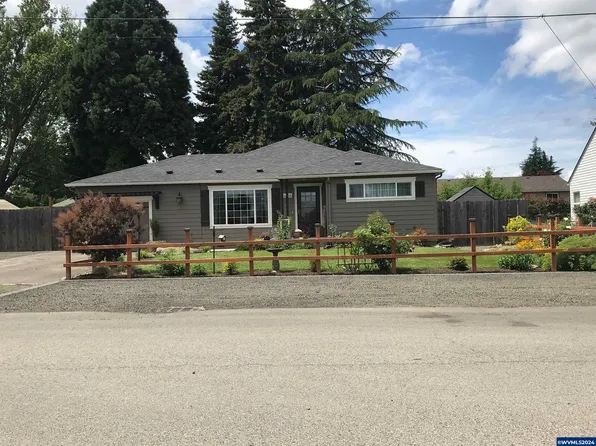 3605 Middle Grove Dr NE, Salem, OR 97305