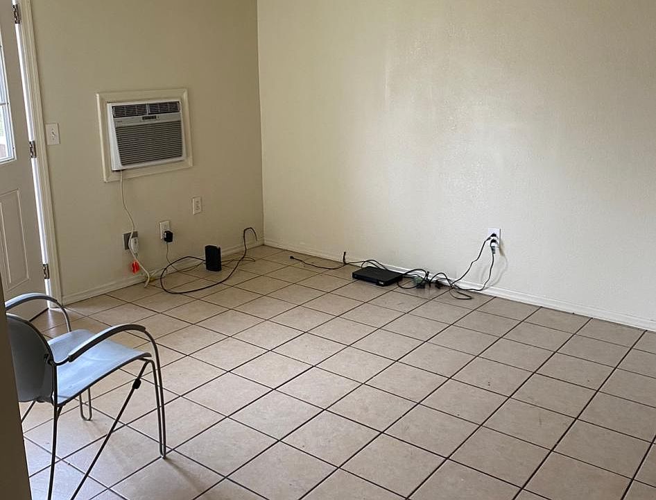 1st image of 1815 S Cannon Blvd #A