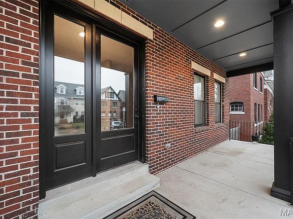 2nd image of 4731 Westminster Pl