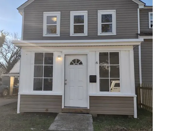 4 Channing Ave, Portsmouth, VA 23702