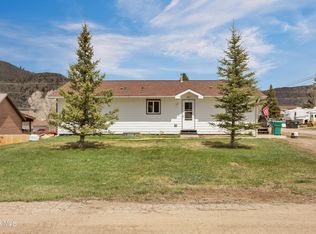 201 Ridgeway Ave, Hot Sulphur Springs, CO 80451