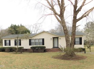 7561 Crestline Rd, Laurinburg, NC 28352