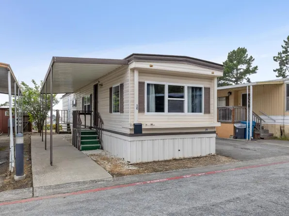 250 San Mateo Rd Spc 10, Half Moon Bay, CA 94019