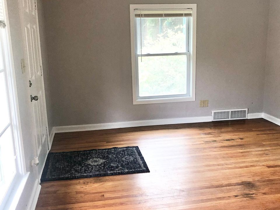 2nd image of 6212 Urbandale Ave #6212