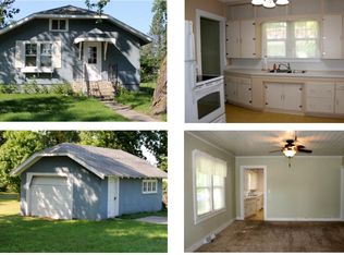126 E Jackson St, Parkers Prairie, MN 56361