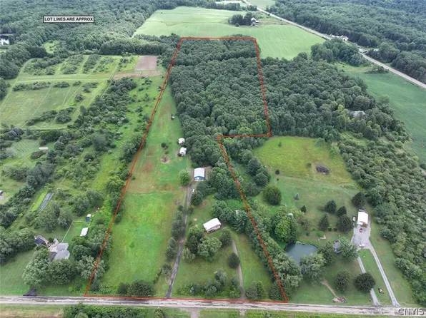 13849 Brewer Rd, Collins, NY 14034