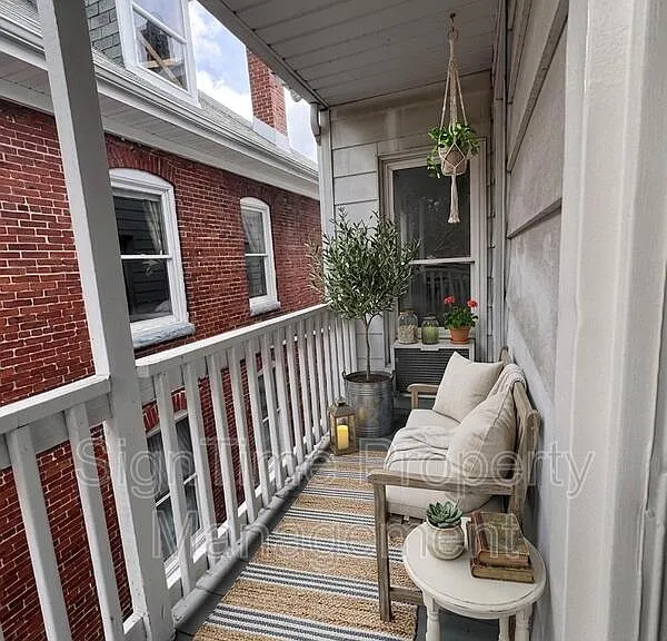 627 N Mulberry St — Photo 22