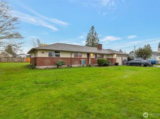 6216 20th St E, Tacoma, WA 98424