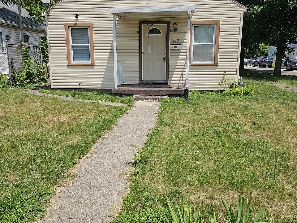 300 Leland Ave