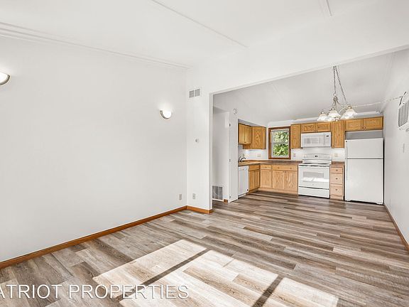 5th image of 512 S Main St #13876117