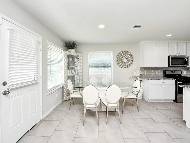 3514 Windham Way — Photo 22