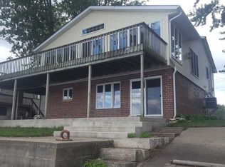 184 Abel Dr, Guttenberg, IA 52052