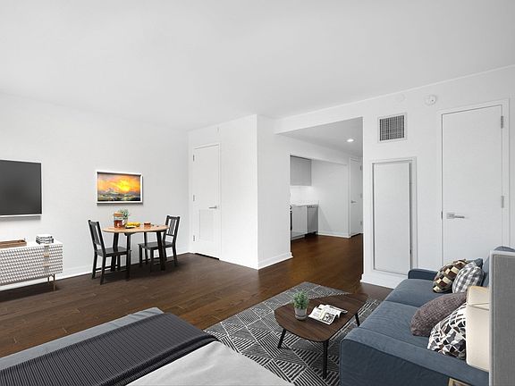 3rd image of 400 W 113th St APT 1009