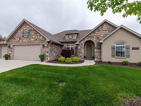 2nd image of 1937 Lasso Cir