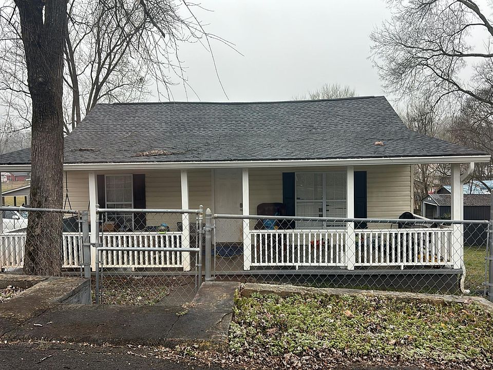 1st image of 746 S Walnut St