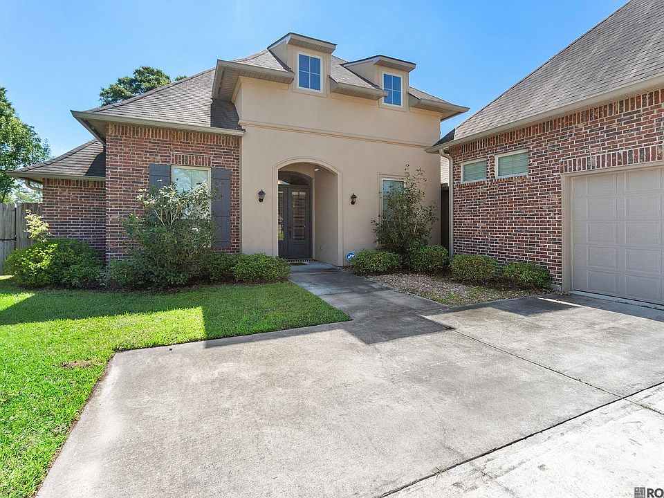 18032 River Landing Dr, Prairieville, LA 70769 | Zillow