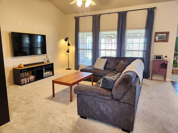 5th image of 3025 White Tail Dr