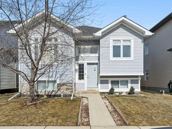136 S Luxstone Pl SW, Airdrie, AB T4B 3C2