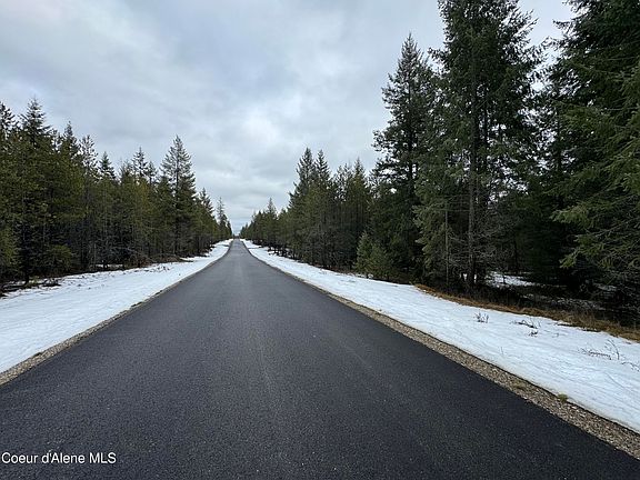 3rd image of Nka Peacock Ln