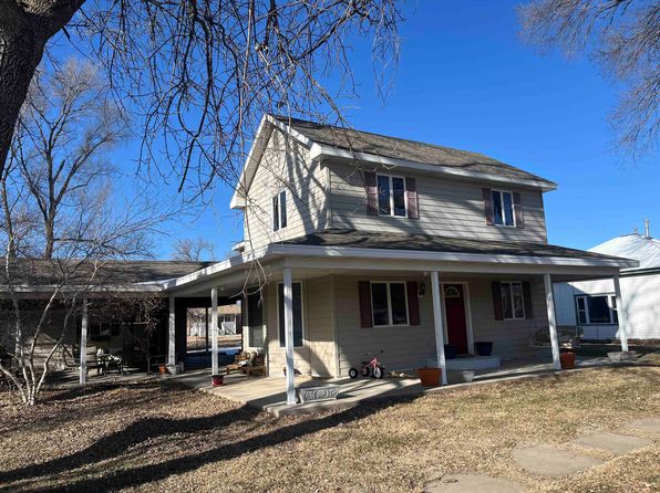 51 N Seward St, Red Cloud, NE 68970