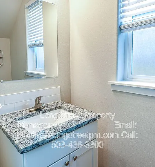 614 S 16th St — Photo 13