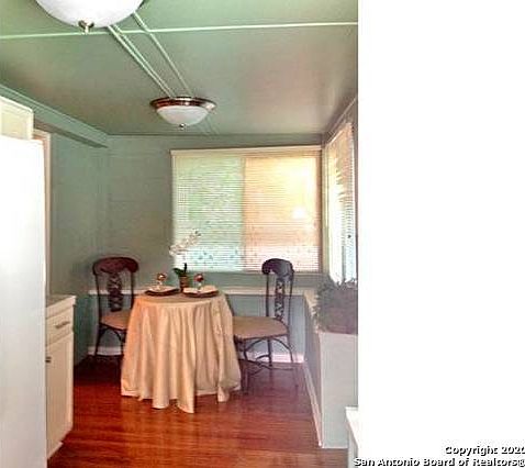 5th image of 640 Patterson Ave