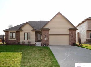 9609 S 172nd St, Omaha, NE 68136