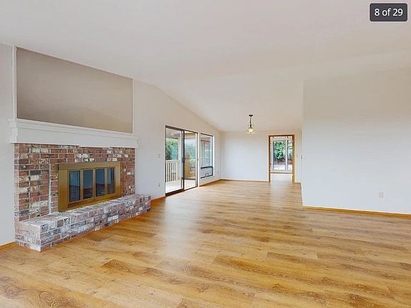 5th image of 147XX SE 49th St