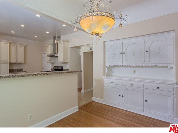 4th image of 1212A S La Jolla Ave