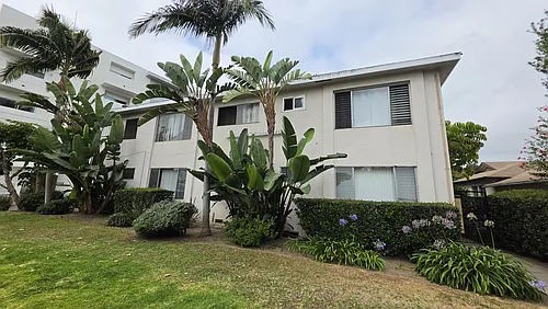 2329 Wellesley Ave #9 Photo 1