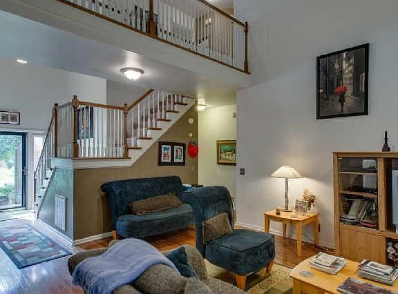 2nd image of 2521 Winder Dr