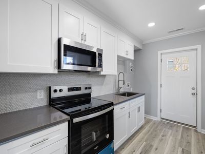 273 High Ridge Dr, Bridgeport, CT, 06606