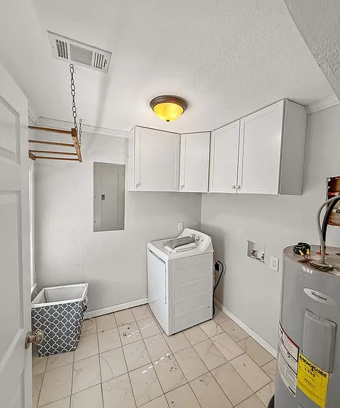 303 Knapp St — Photo 9