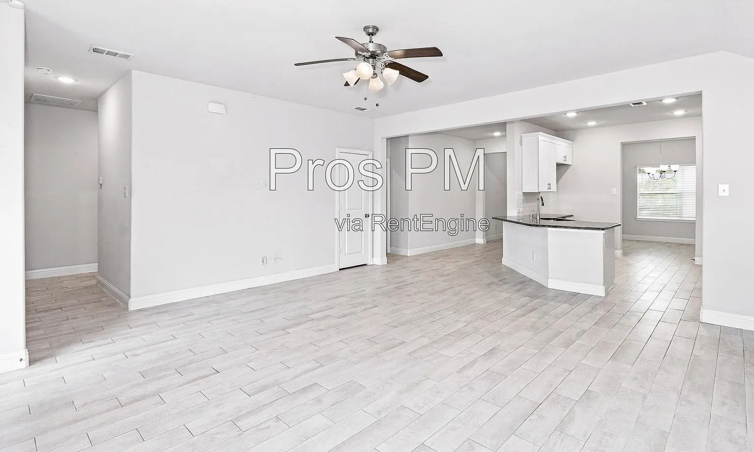 3 bed, 2.0 bath, 1662 sqft, $2,175 — Photo 3