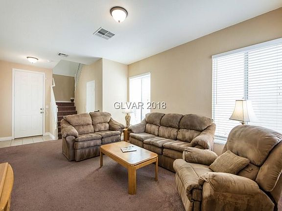5th image of 8147 Golden Flowers St